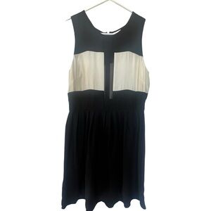 PARKER Black & White 100% Silk Dress – Size Small NWT!